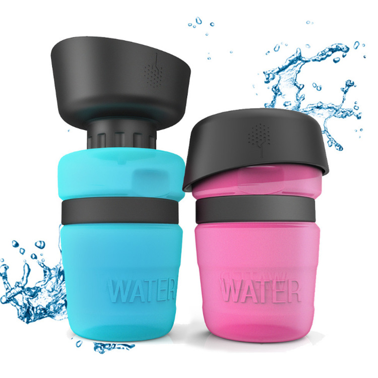 Avoqen Travel Water Bottle for Dogs